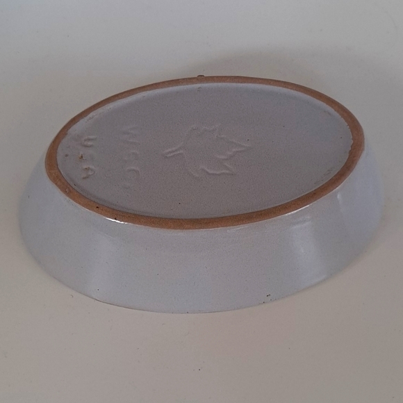 VTG Western Stoneware Co. | Individual Casserole Dish | Made in U.S.A - Picture 4 of 7